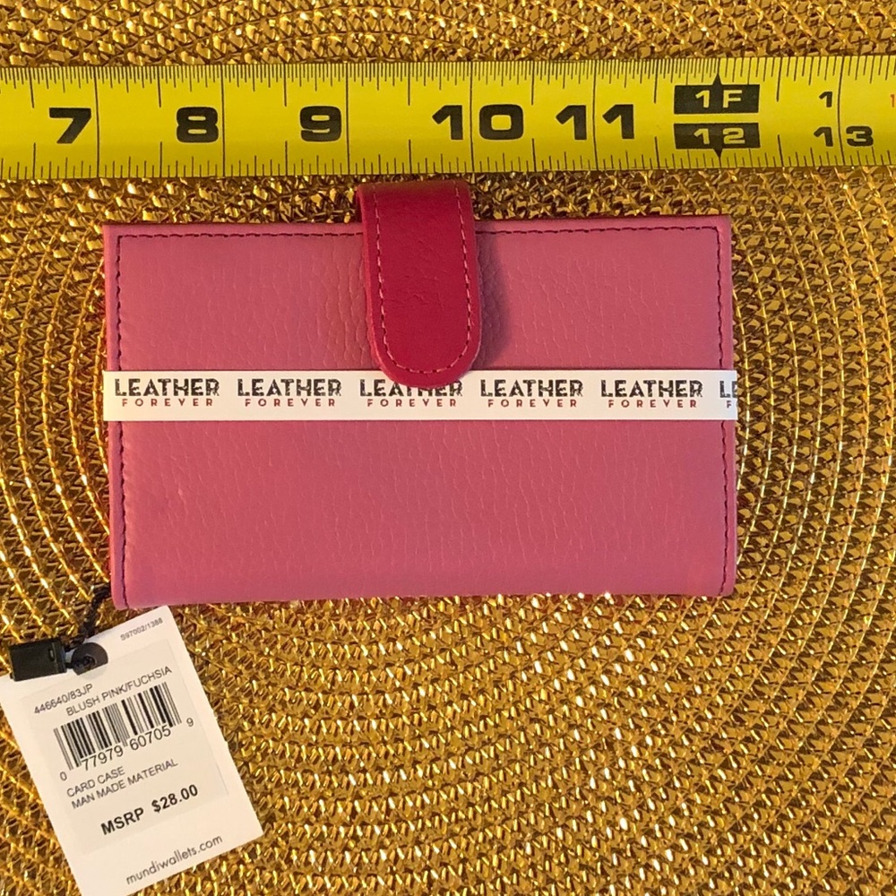 👜NWT Mundi Leather Card Holder